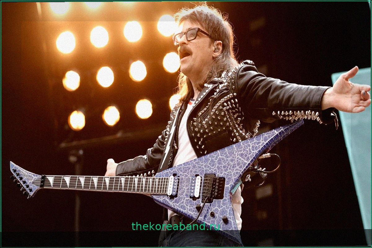Риверс Куомо (Weezer) выложил на YouTube множество акустических каверов, вызвав дискуссии о приватности