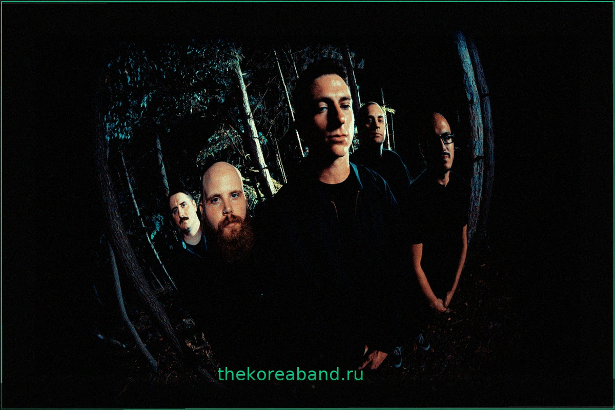 156/Silence: Анонс альбома "From A Distance" в сентябре